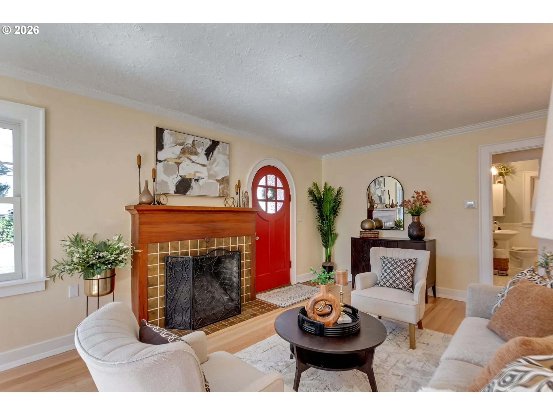 Living Room-Fireplace