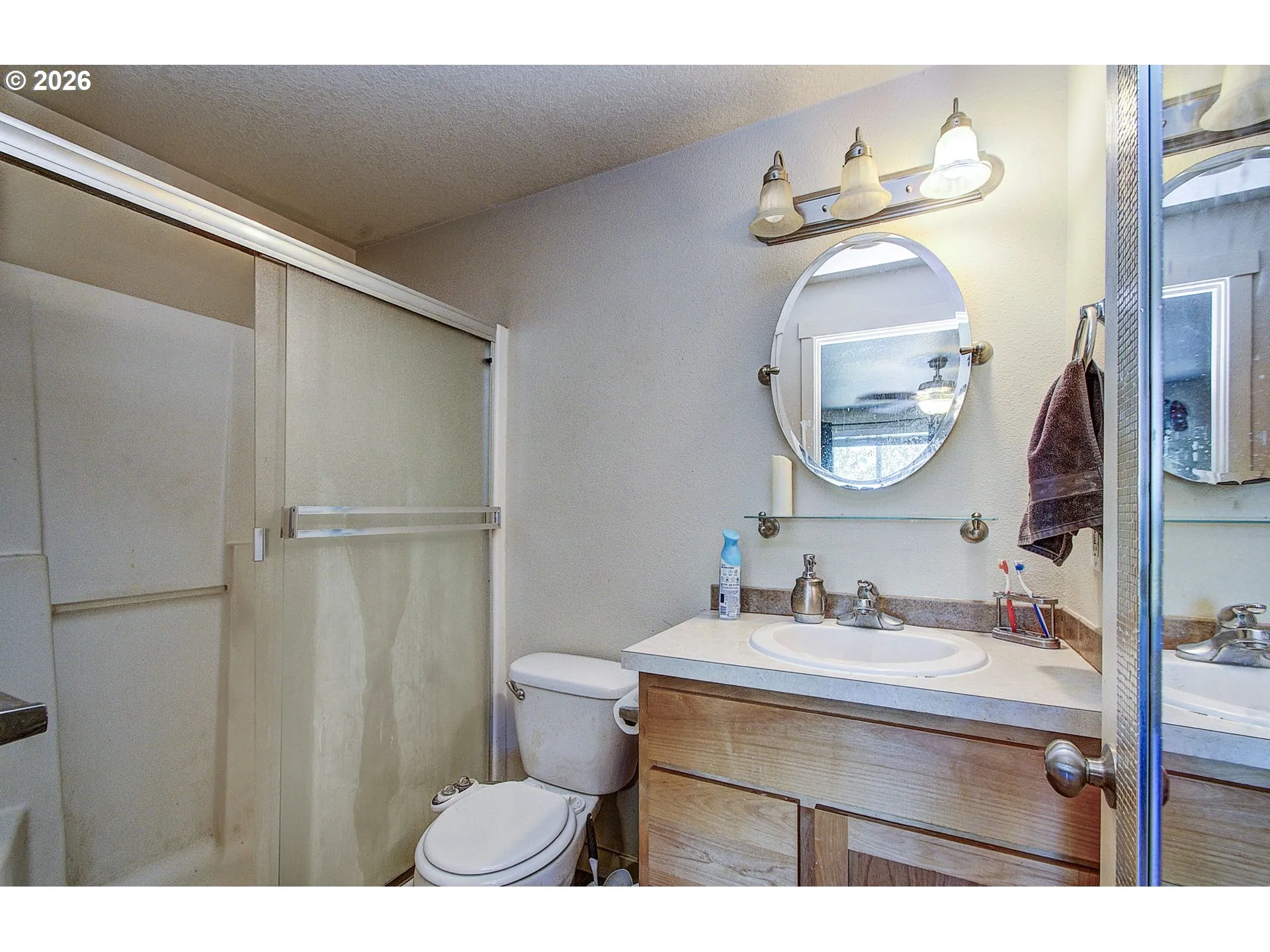 Bathroom, Attached
