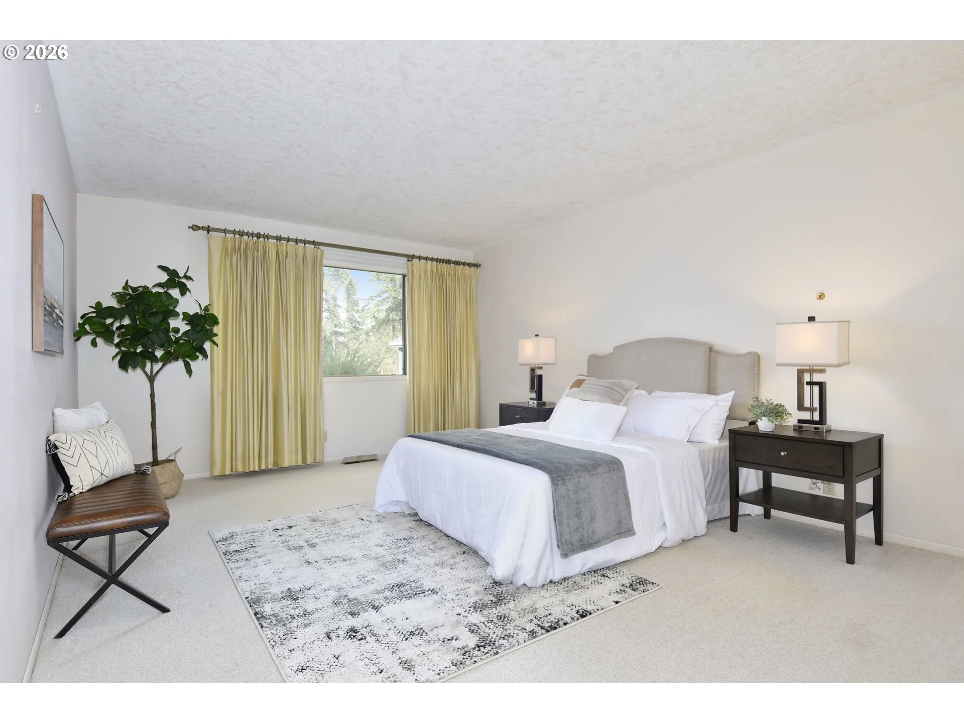 Bedroom, Primary