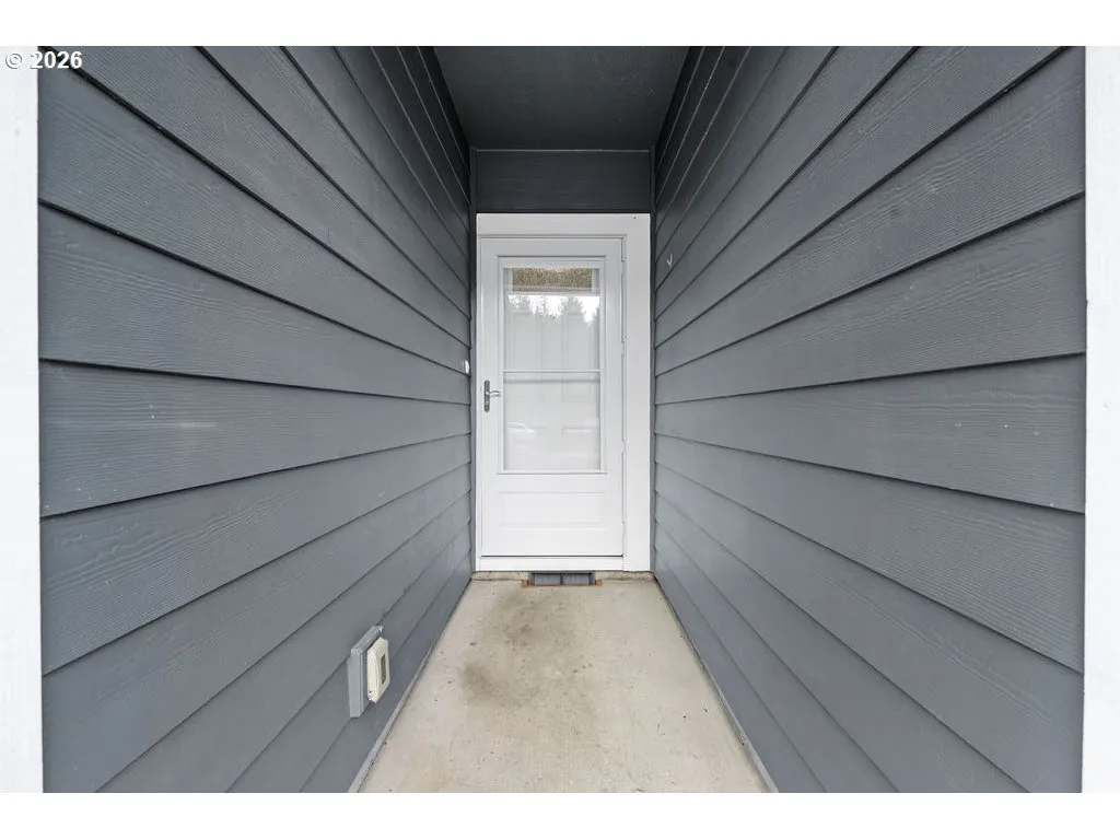 Entrance/Foyer