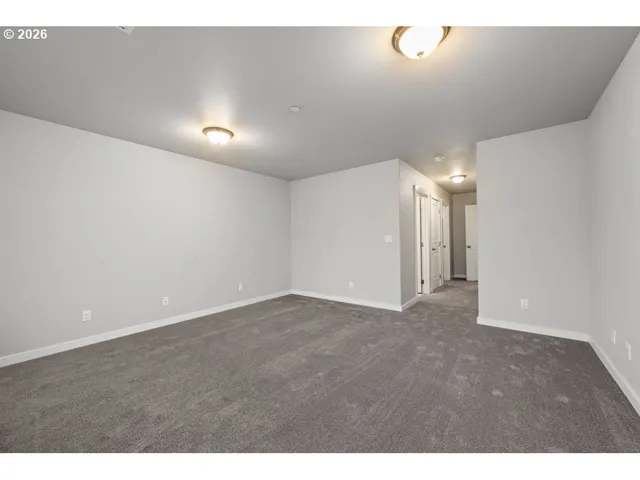 Bedroom, Primary