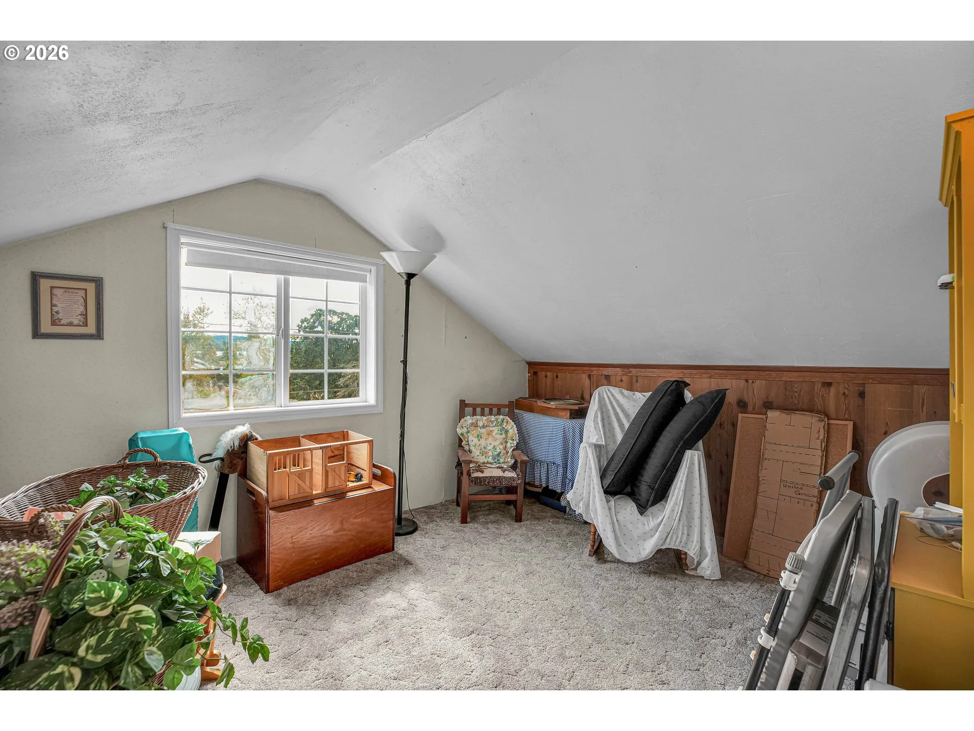 Bedroom-Upper