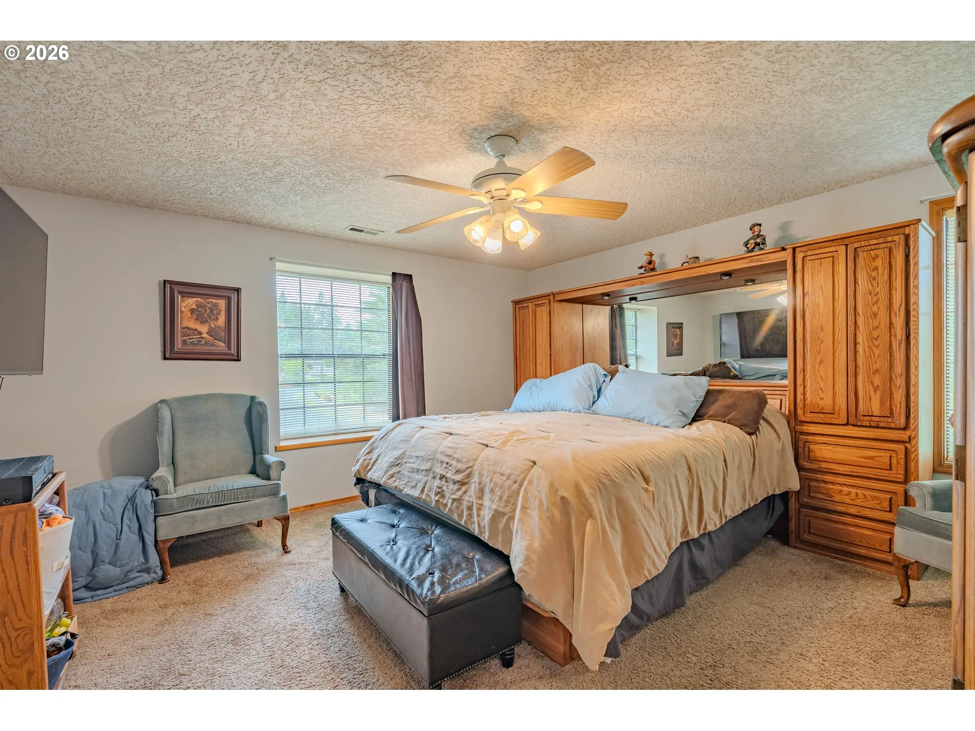 Bedroom, Primary