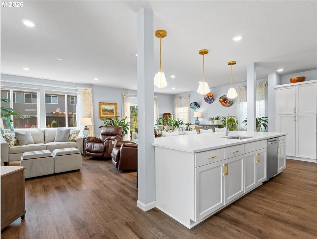 Kitchen/Living Room-# 1