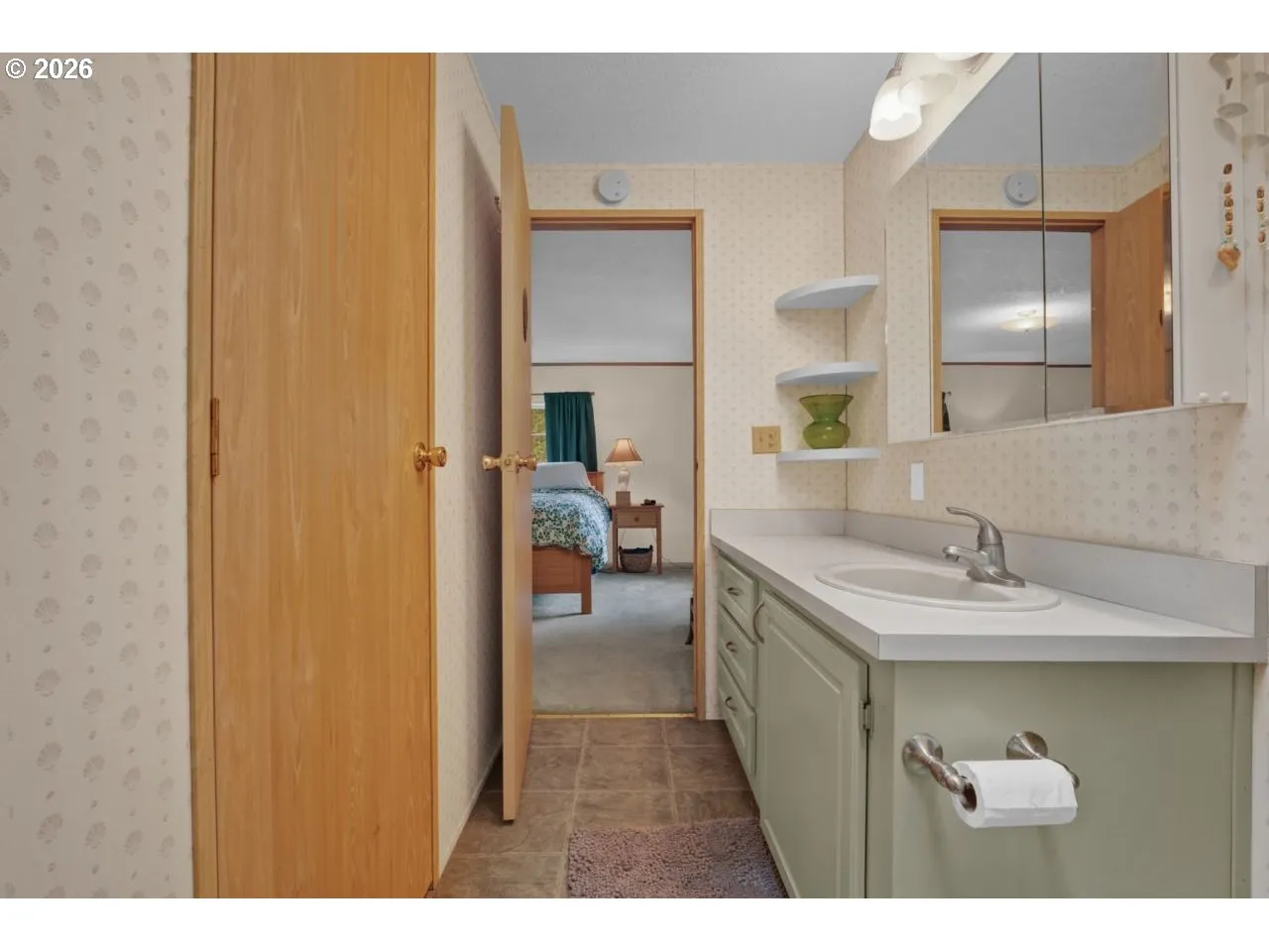 En Suite Bathroom