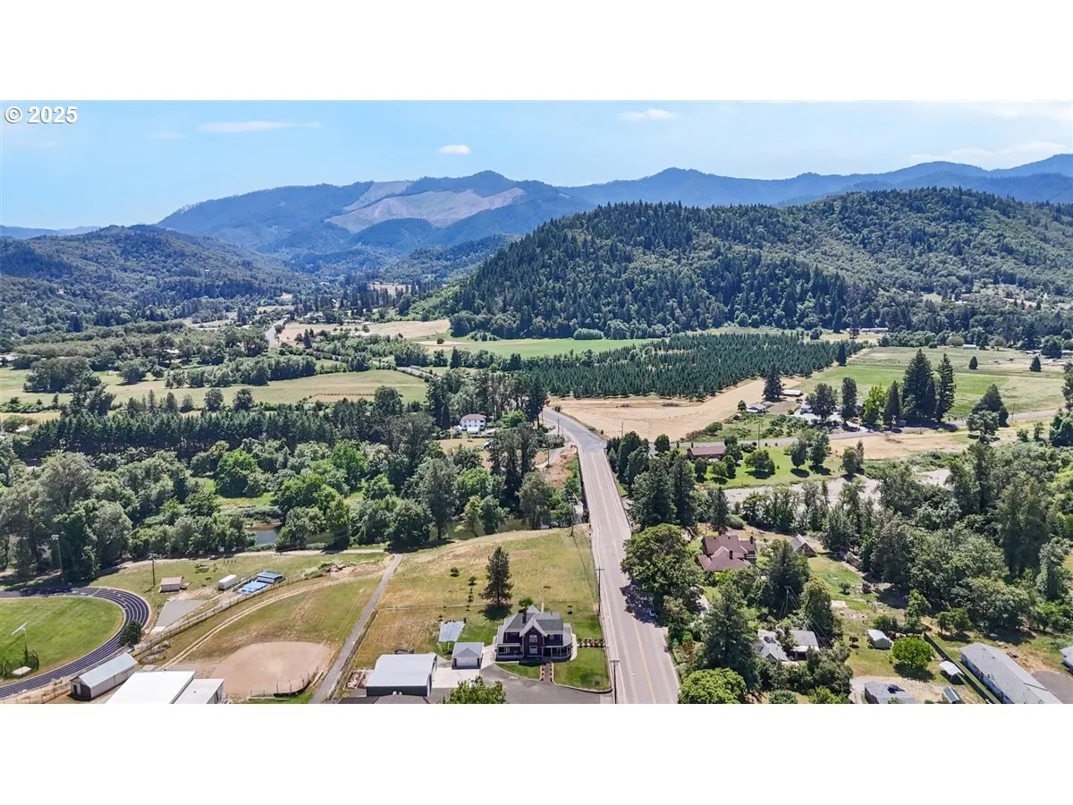 Drone View/UAV-Aerial