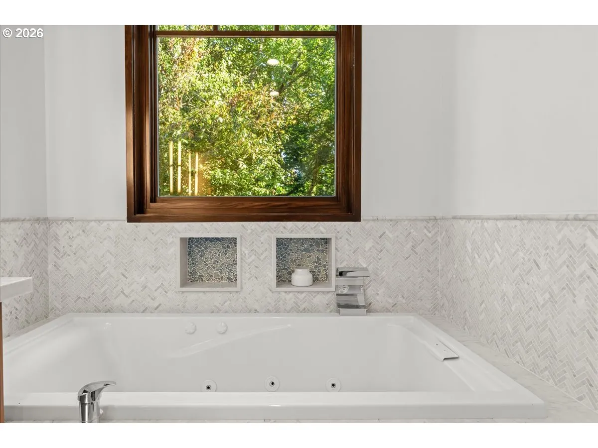 Primary Bedroom-Attached Bathroom