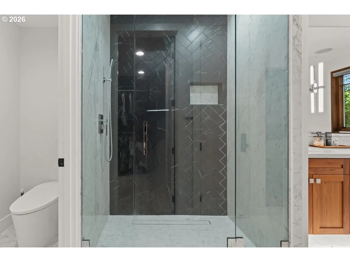 Primary Bedroom-Attached Bathroom