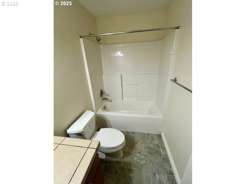 Bathroom-Upper