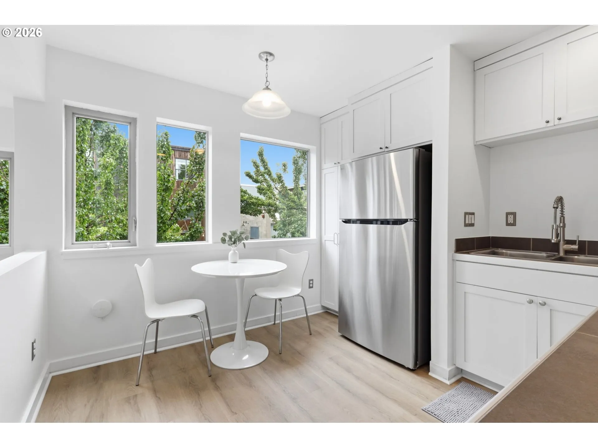 Kitchen/Nook-Eating Area