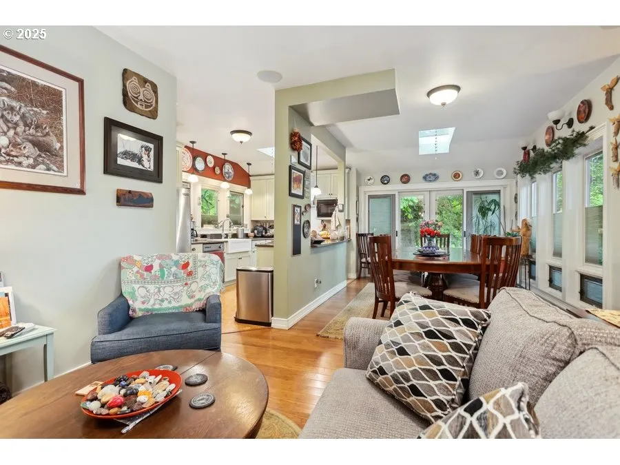 Living Room/Dining Room