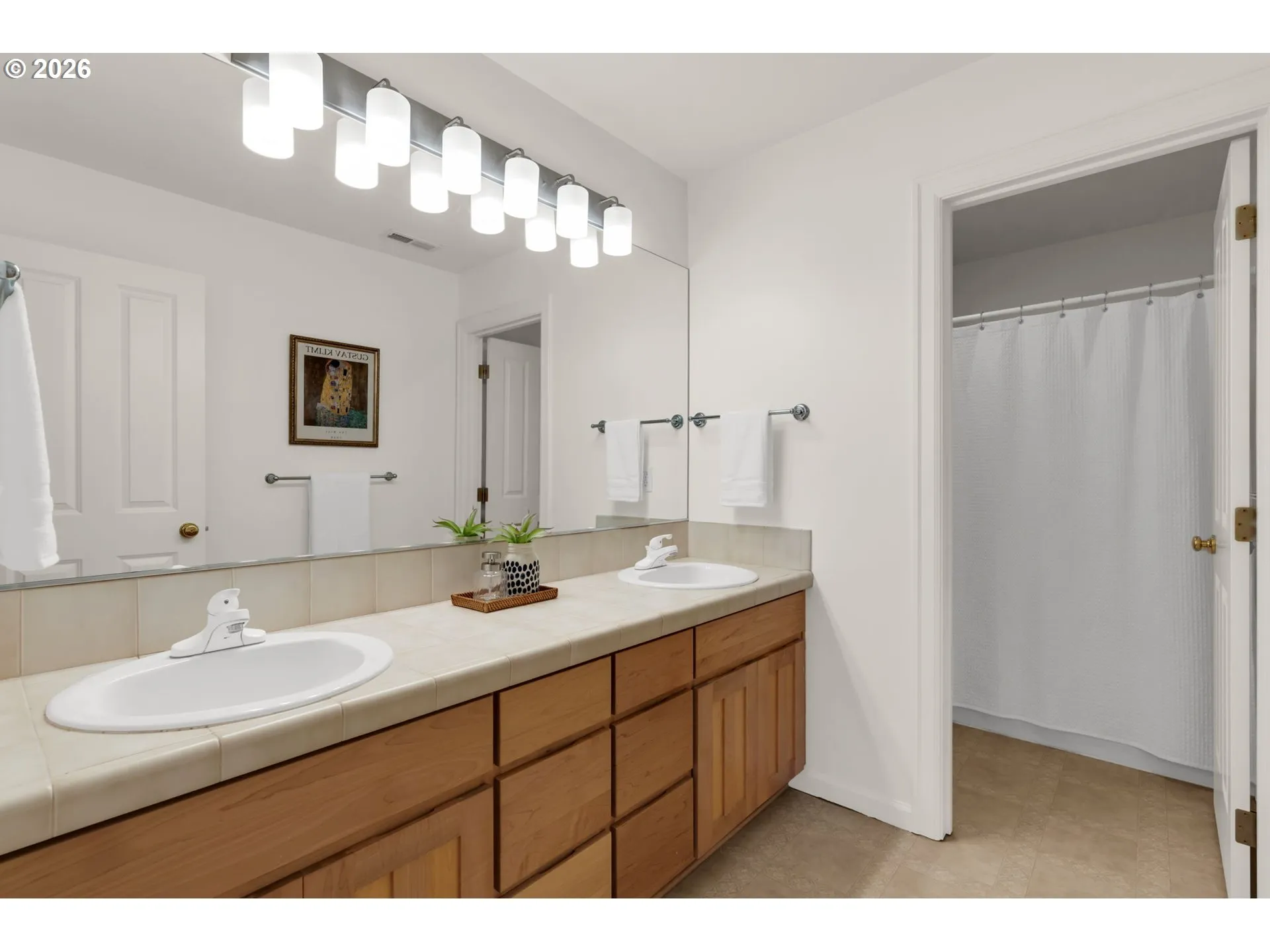 Bathroom-Hall
