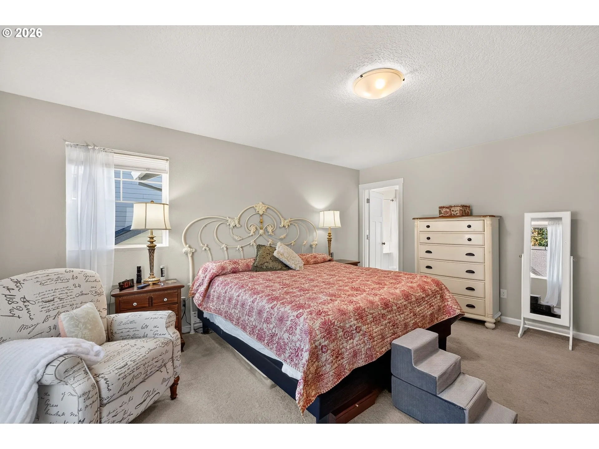Primary Bedroom-Upper