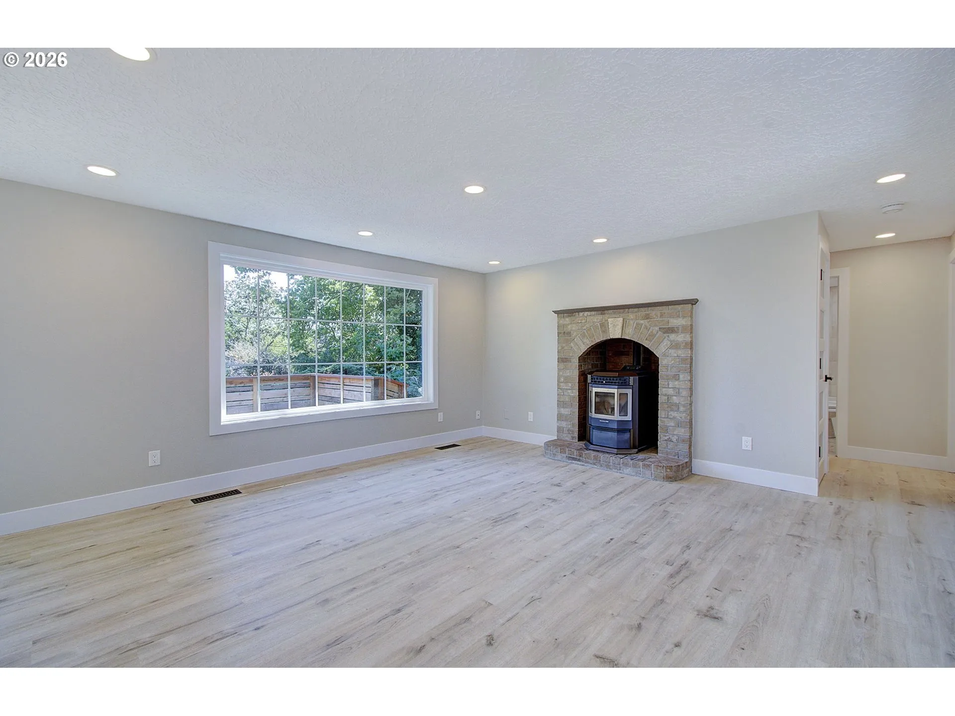 Dining Room-Built-In Cabinets