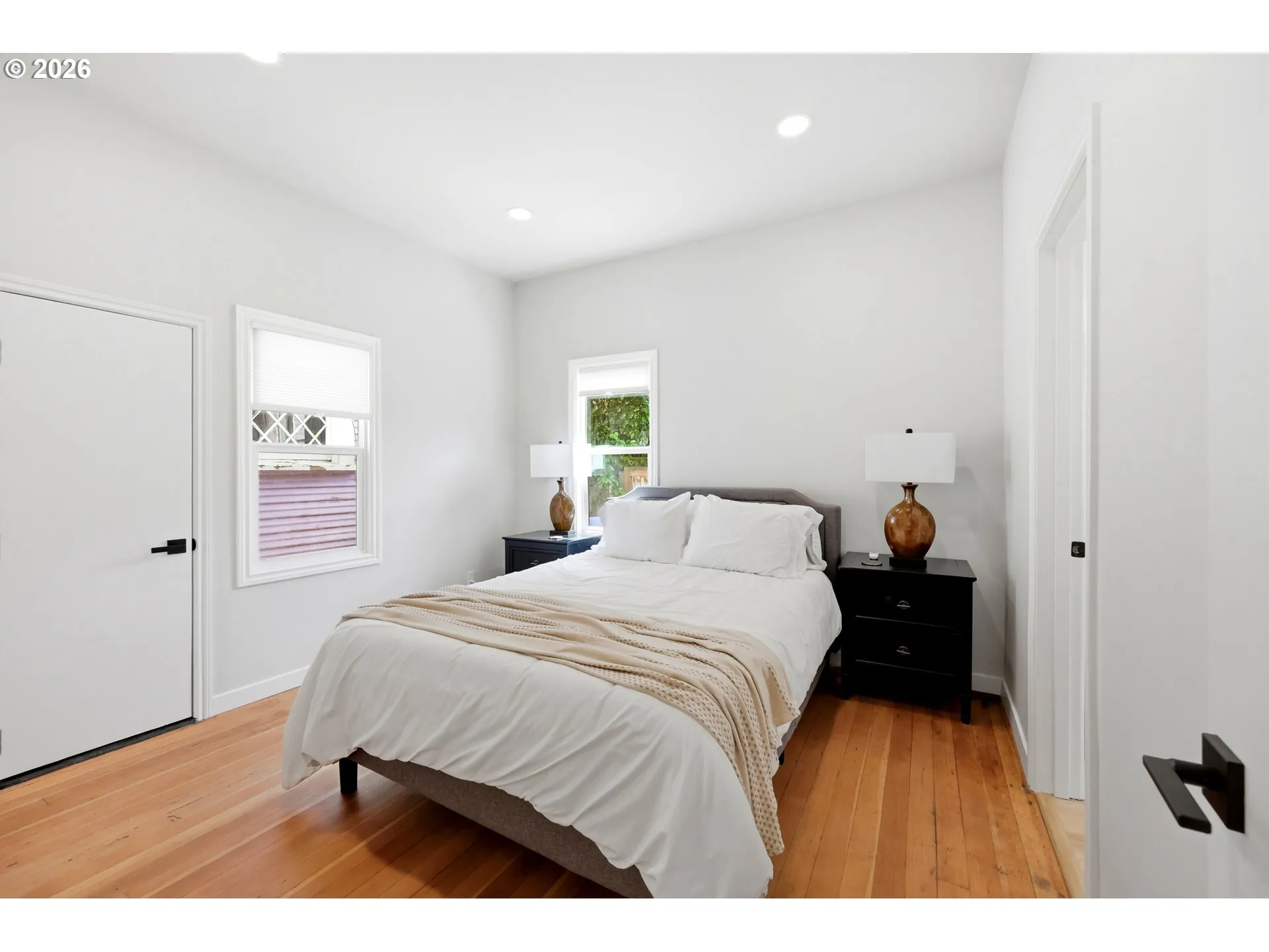 Bedroom, Primary