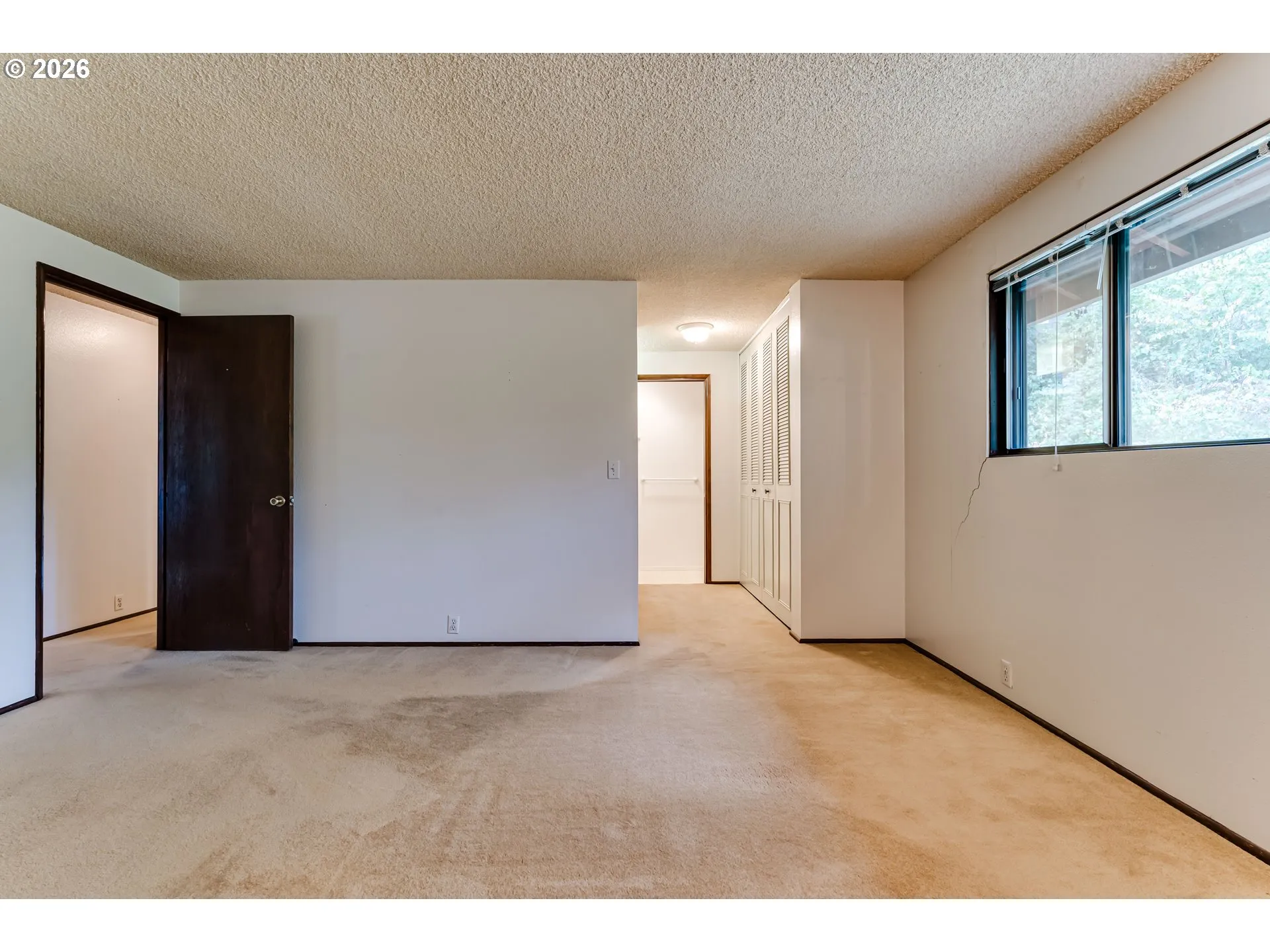 Bedroom, Primary