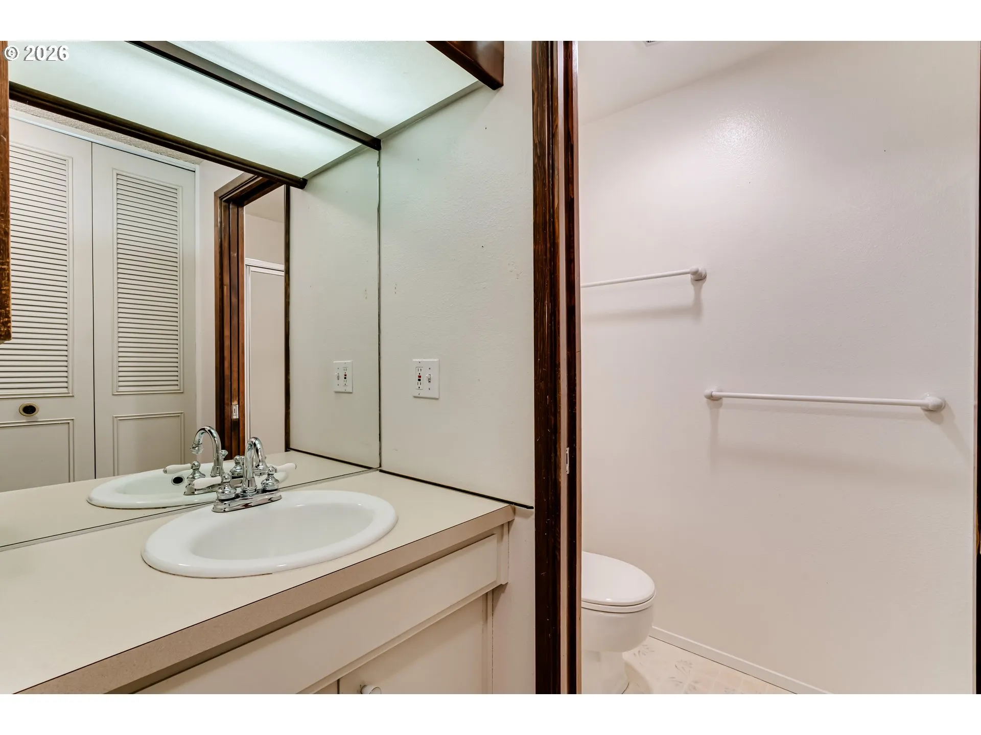 Bathroom, Attached