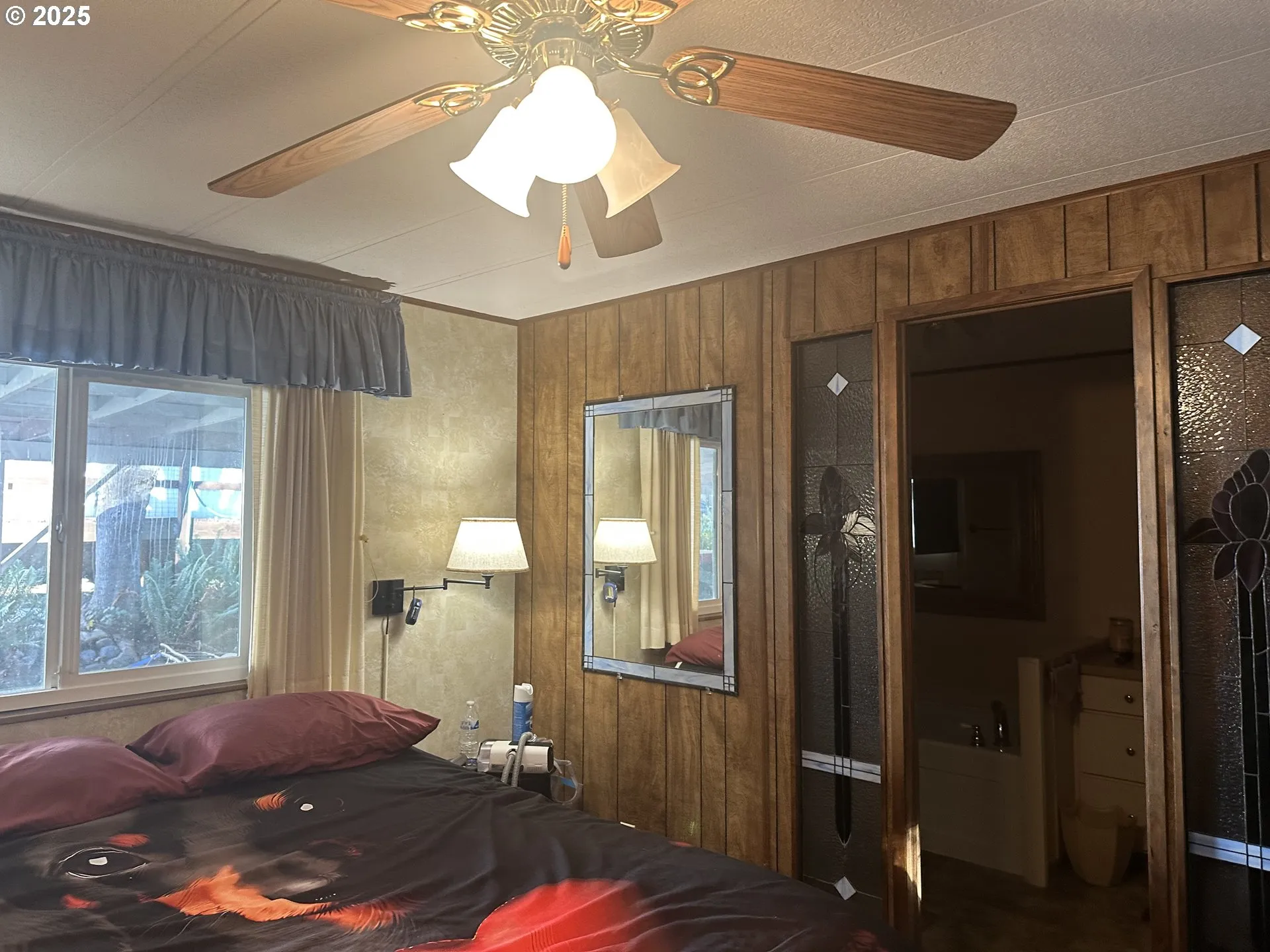 Primary Bedroom-Attached Bathroom