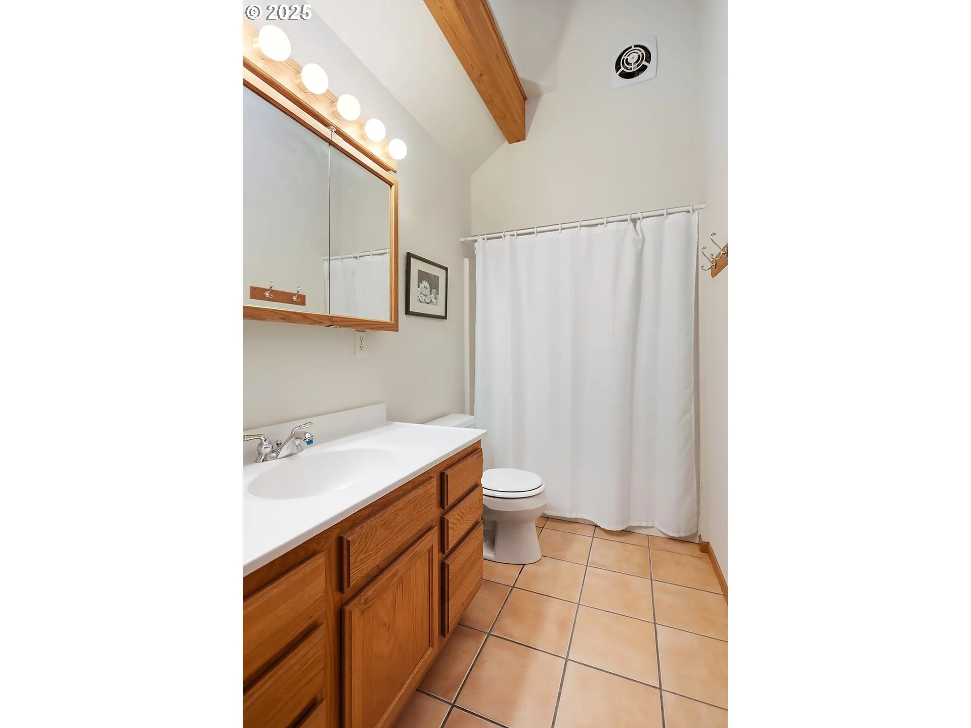 Bathroom-Upper
