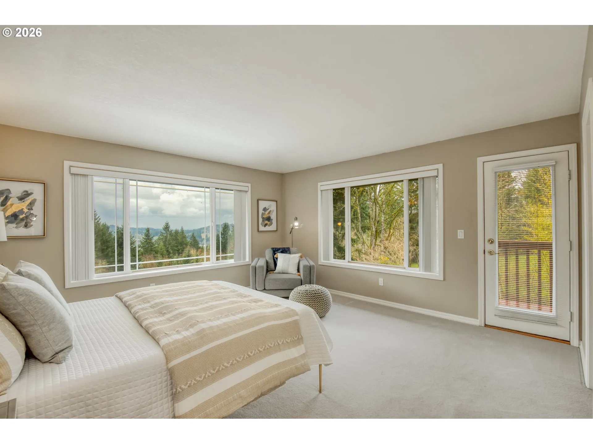 Bedroom, Owner's Suite-Upper