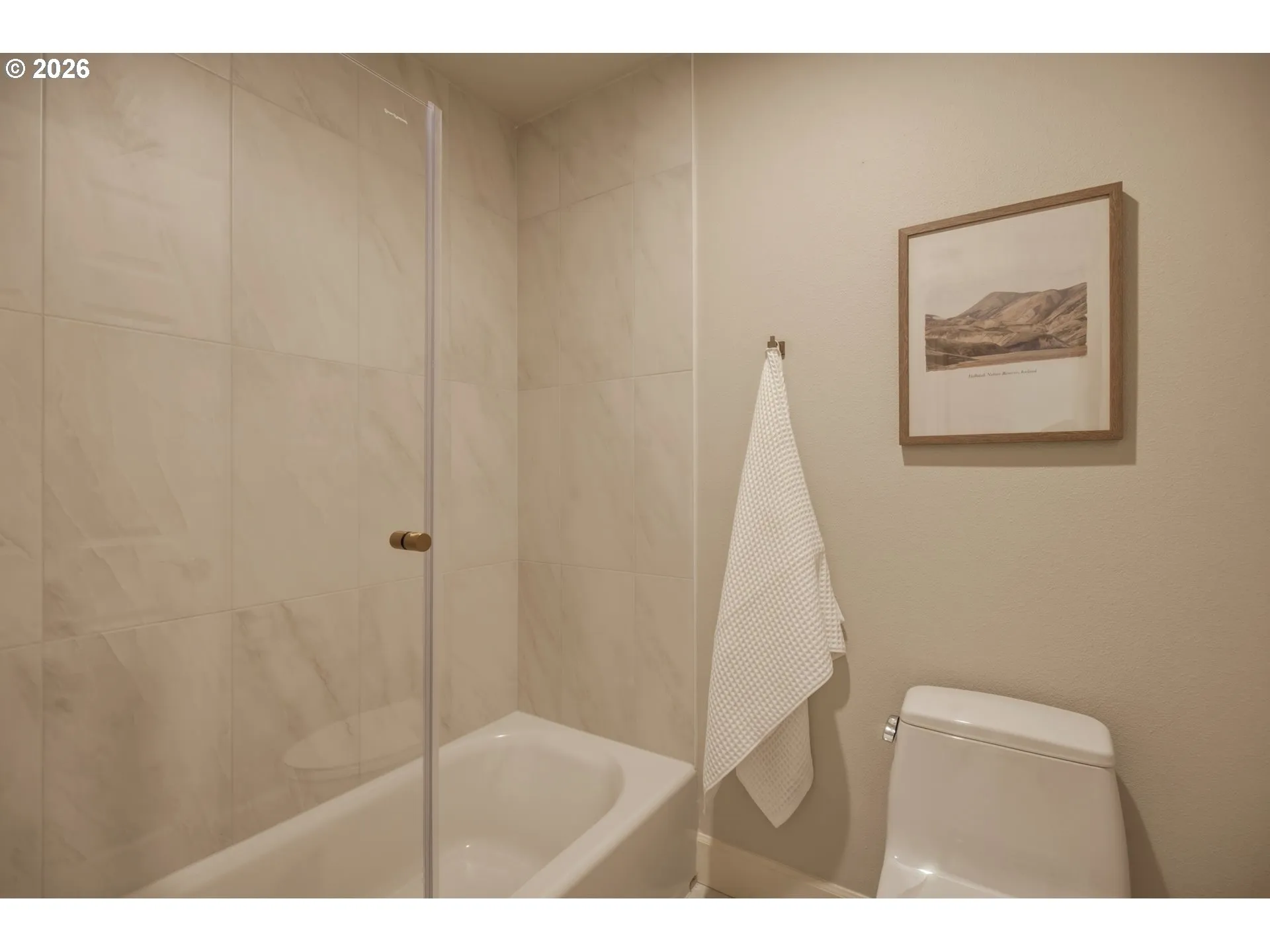 Bathroom-Upper