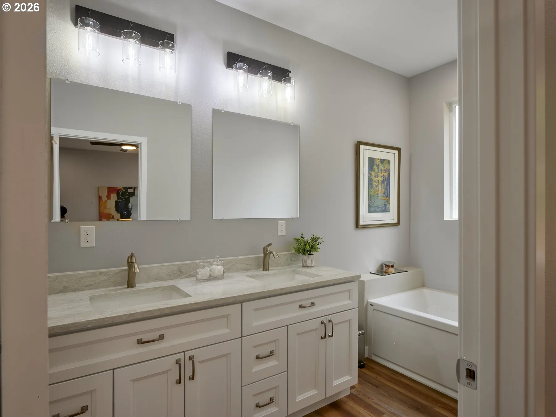 Bathroom, Attached-Main
