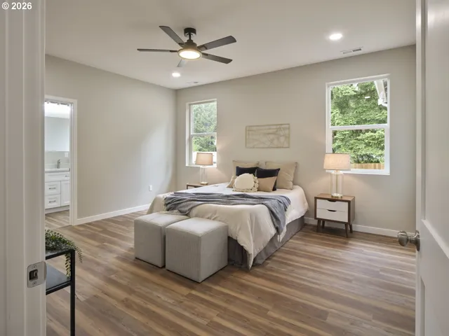 Bedroom, Primary