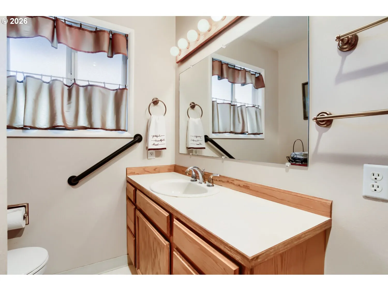 Bathroom-Hall