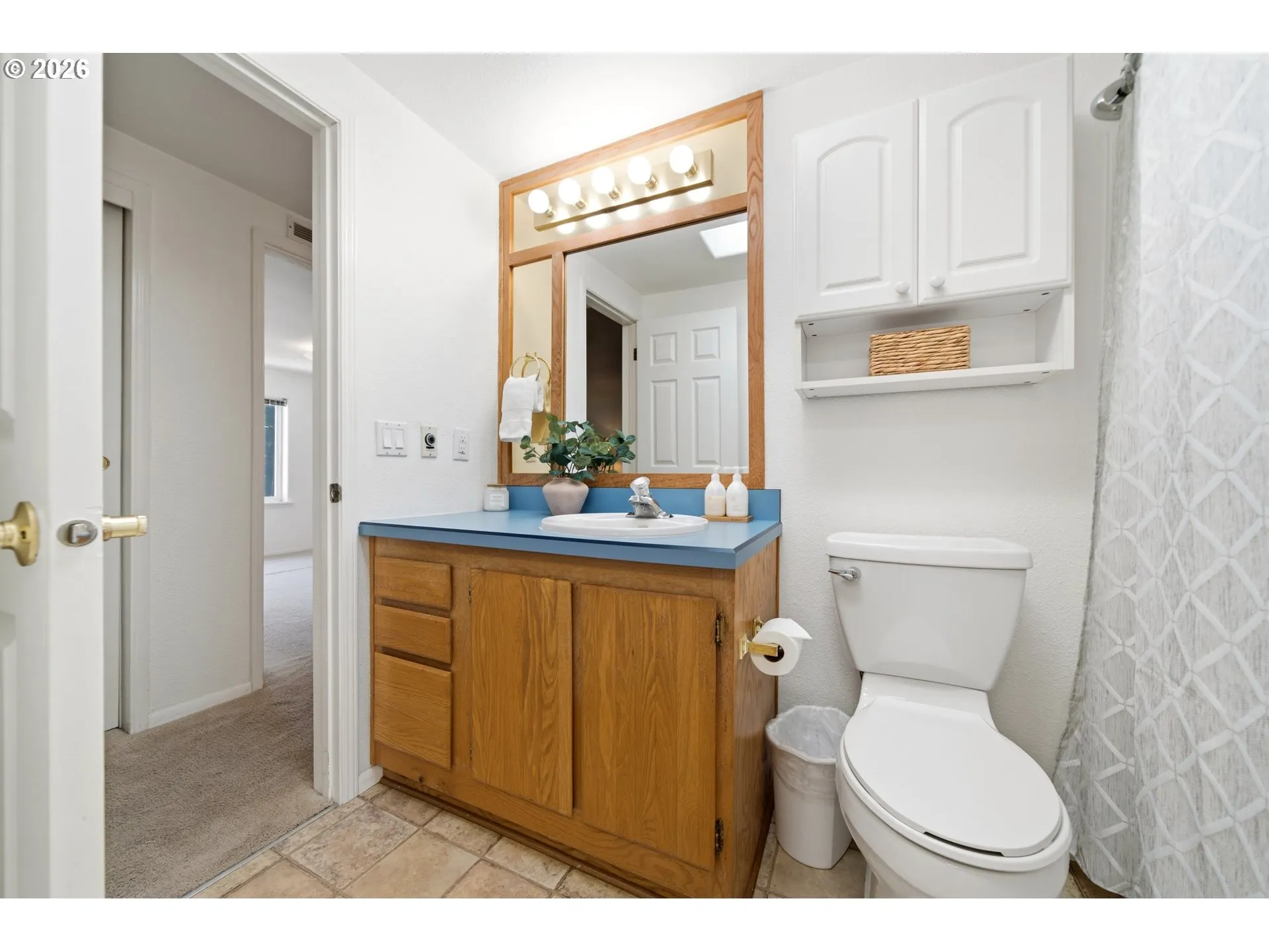 Bathroom-Hall
