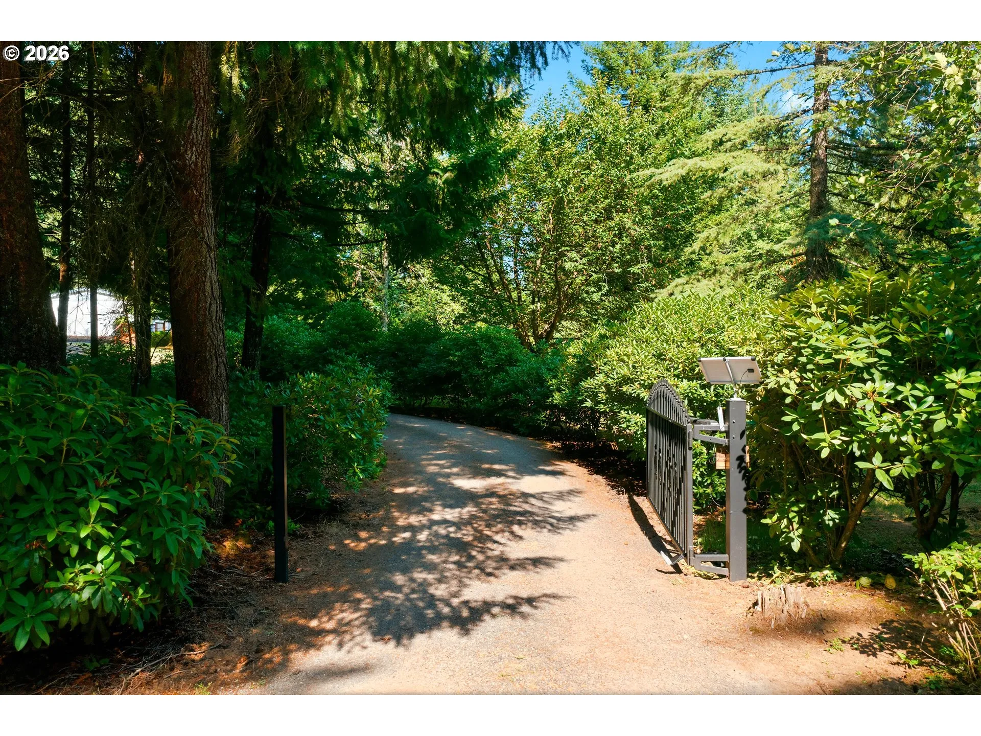 Driveway-Gated