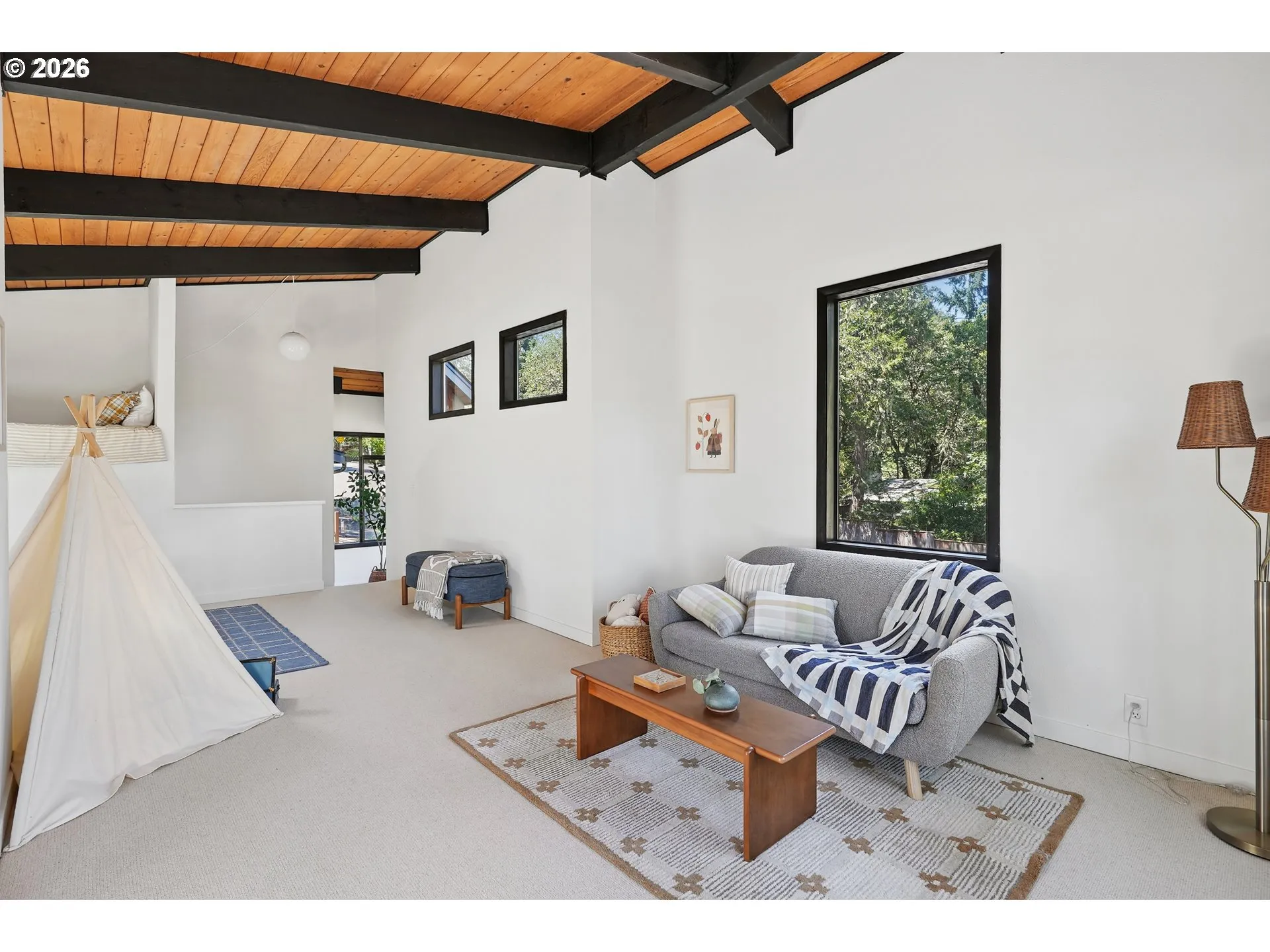 Bonus Room-Upper