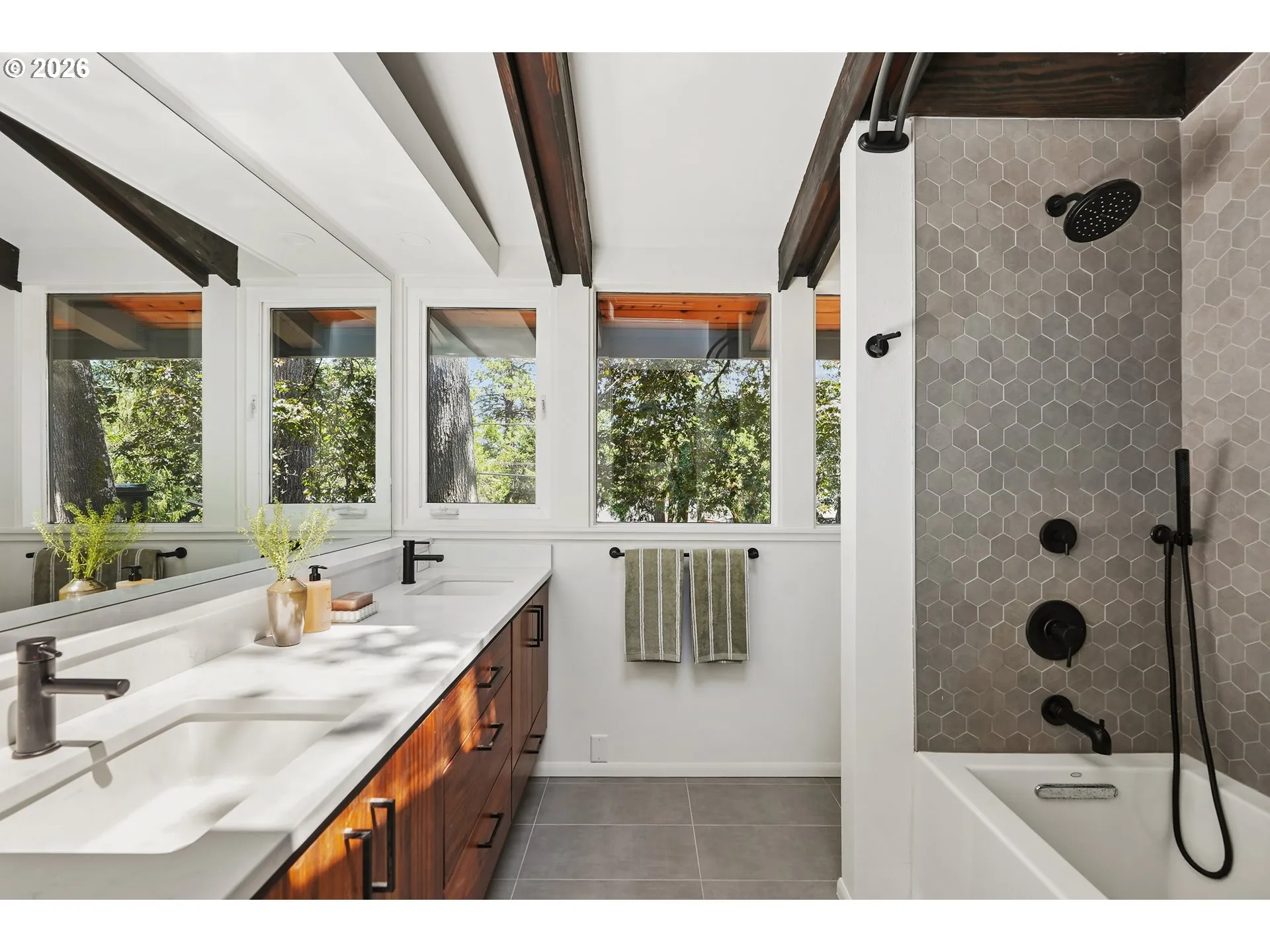 En Suite Bathroom