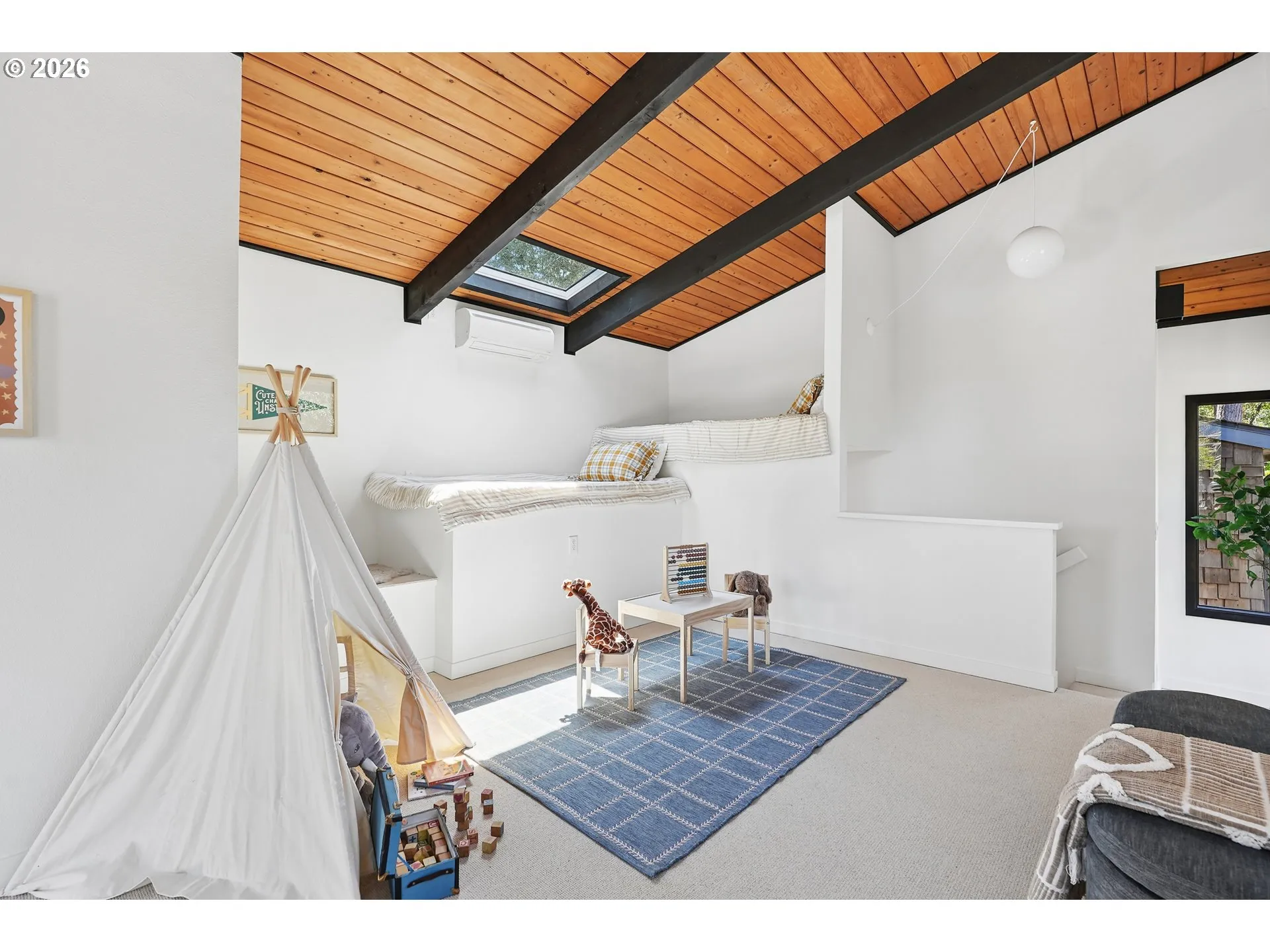 Bonus Room-Upper