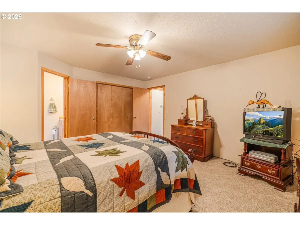 Bedroom, Primary #2-Lower