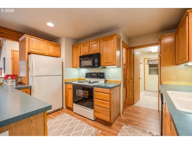 Kitchen-Oven