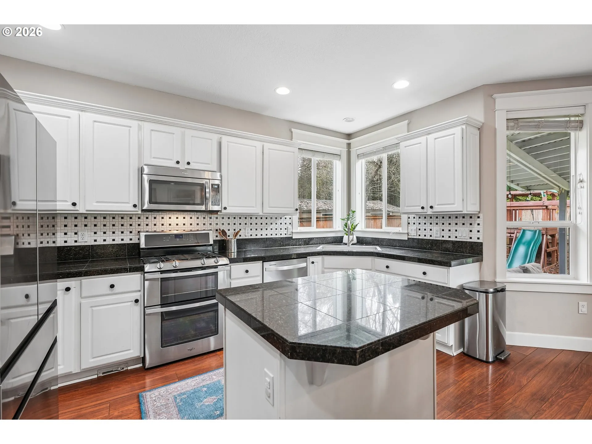 Kitchen-Island