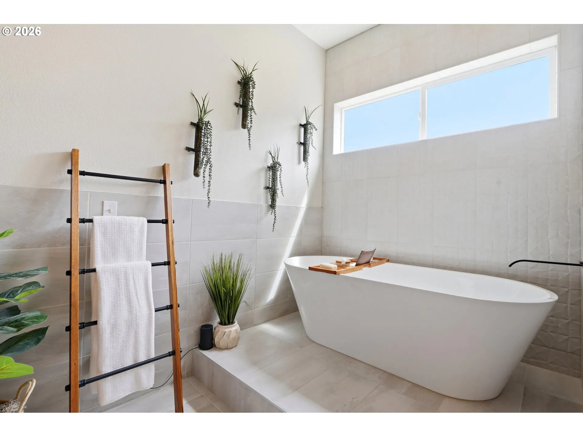 Primary Bedroom-Attached Bathroom