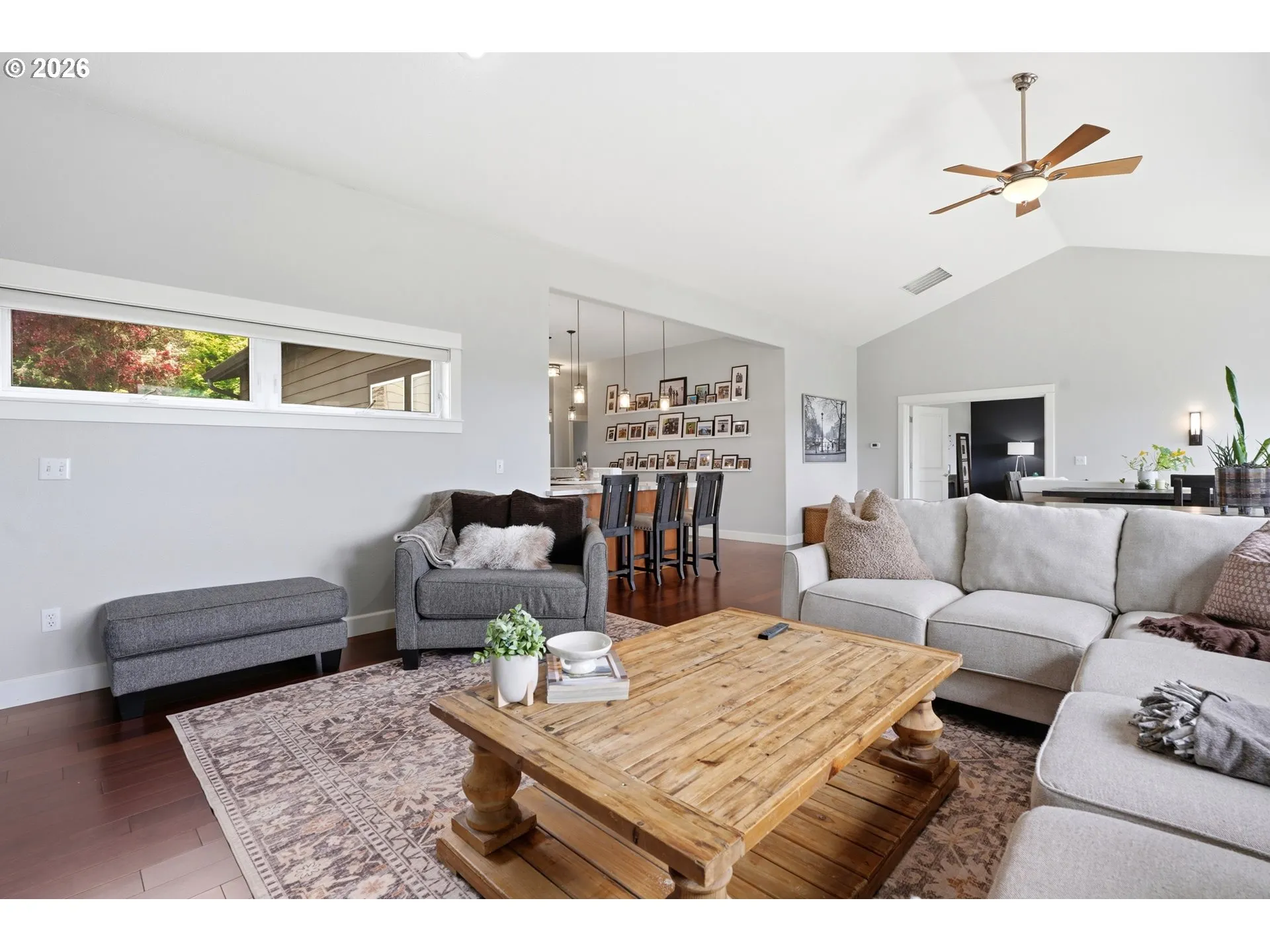 Living Room-Ceiling Fan