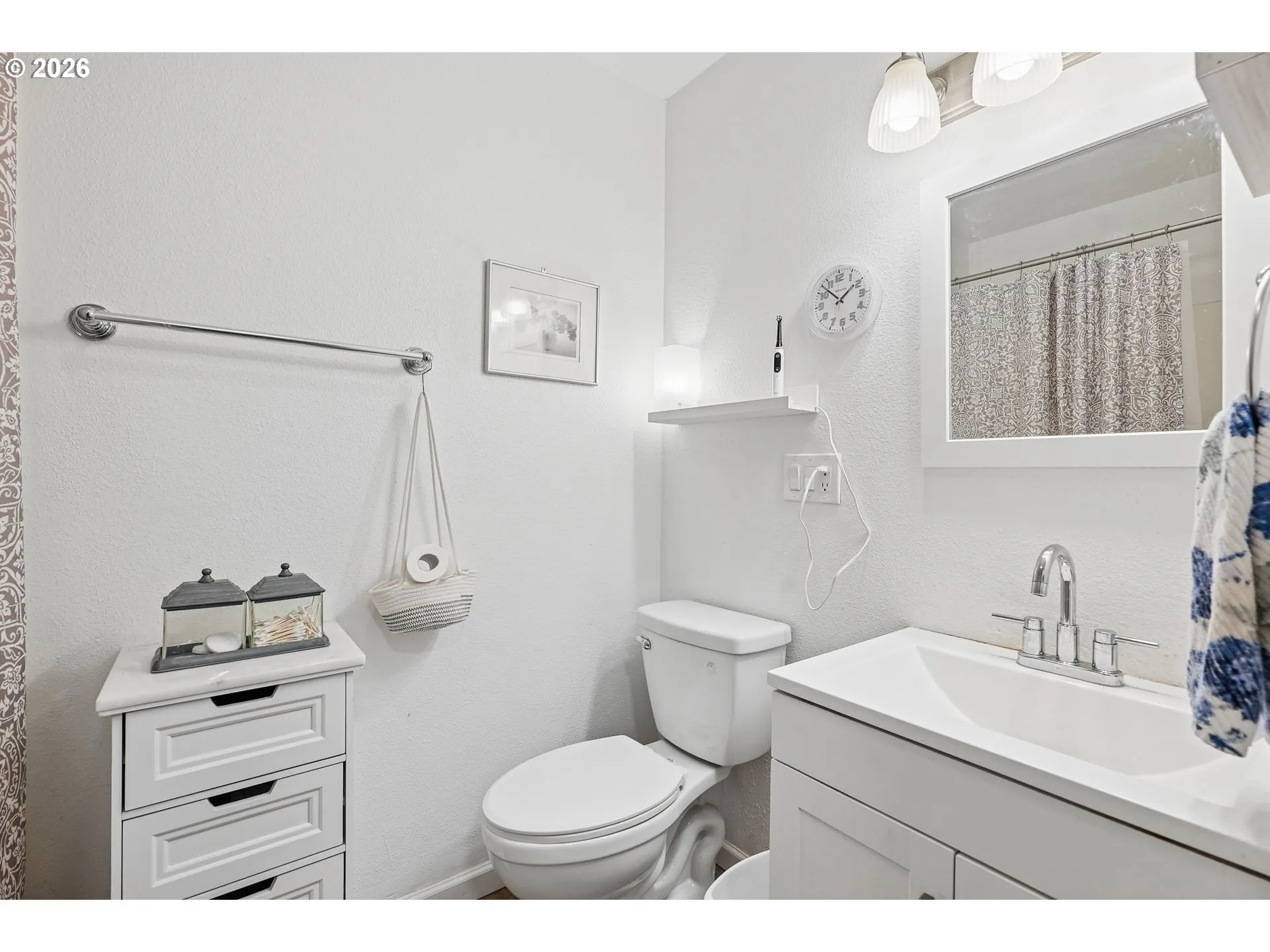 Bathroom, Attached
