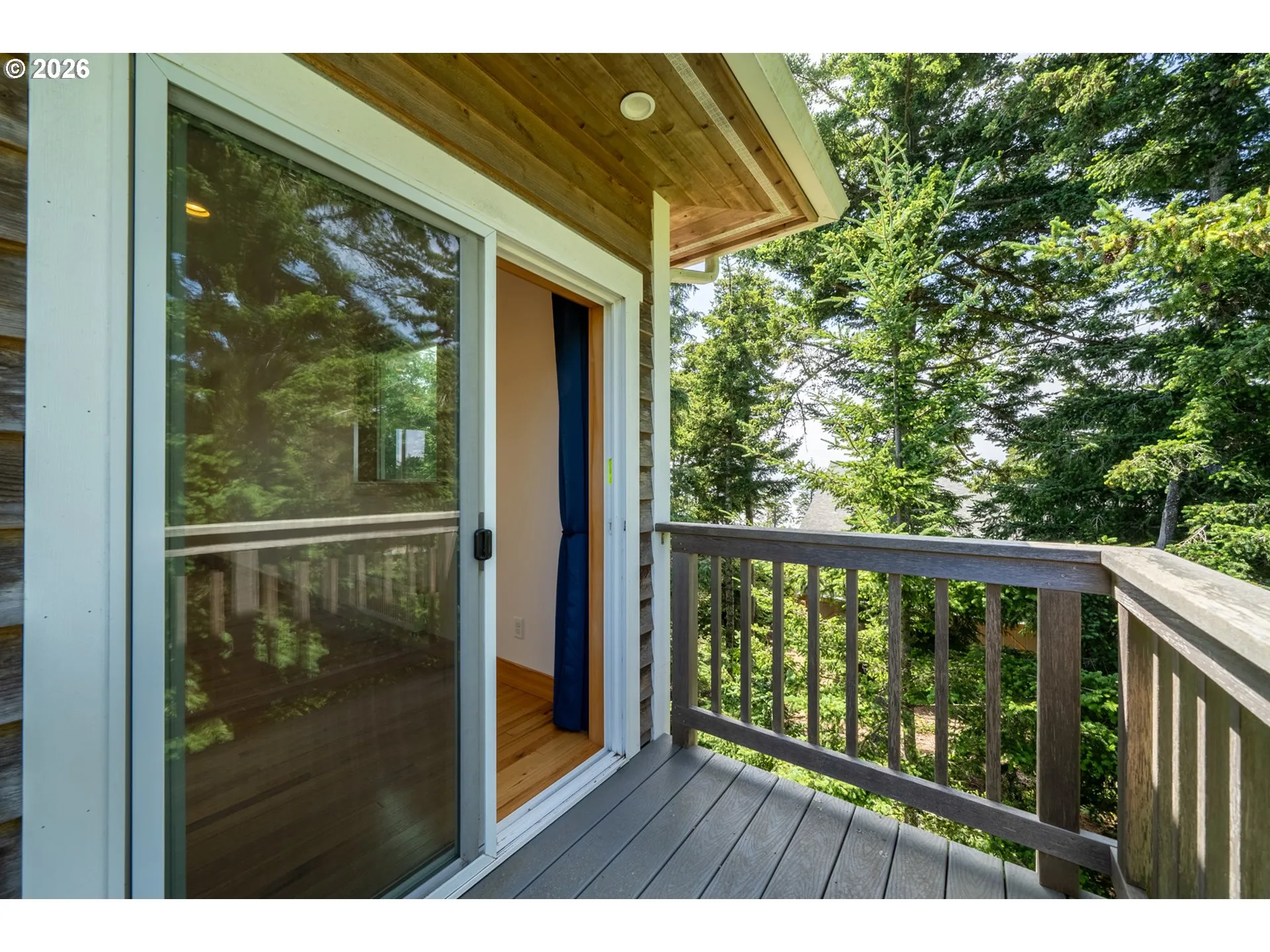 Deck-Upper