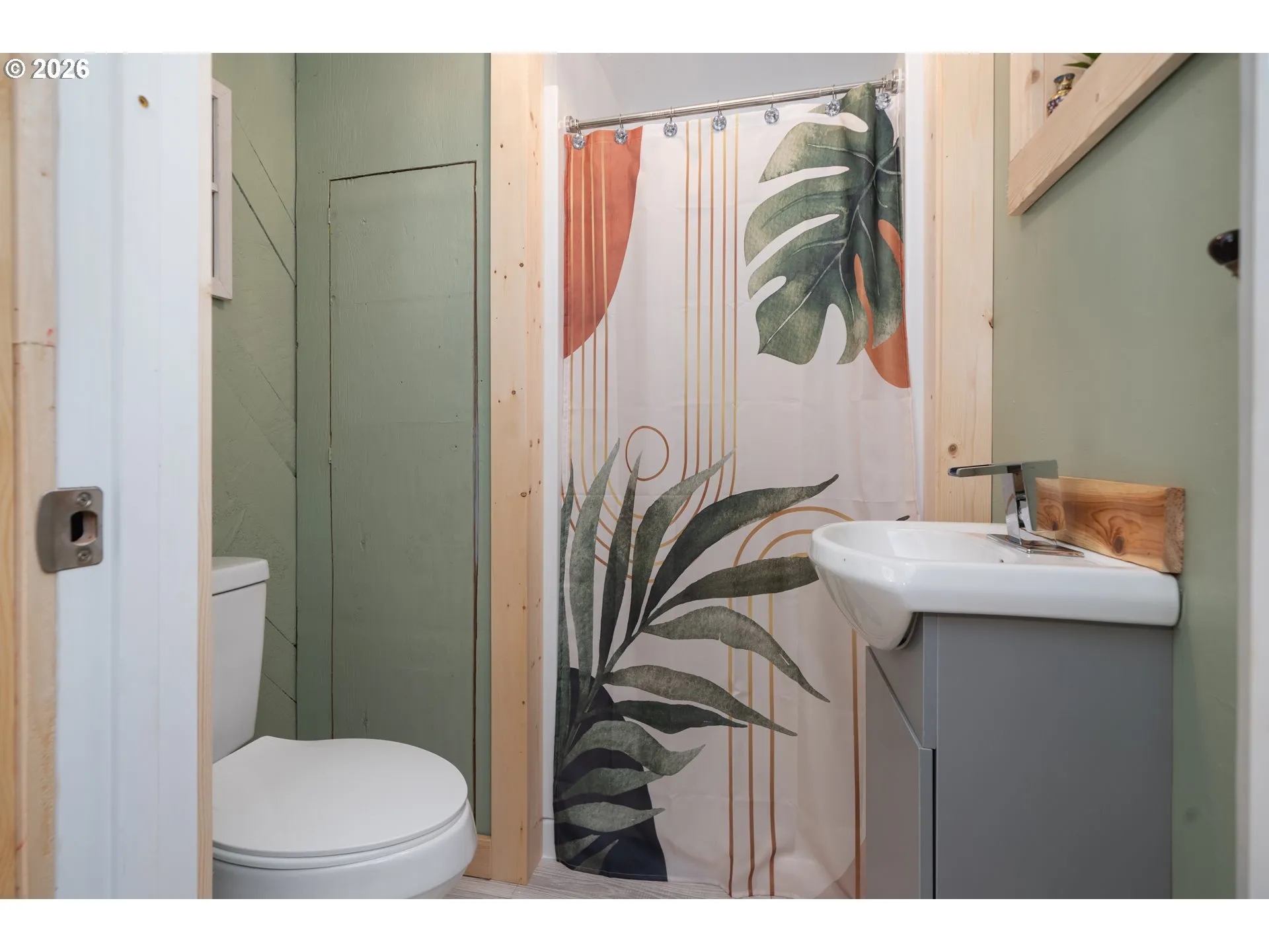 En Suite Bathroom