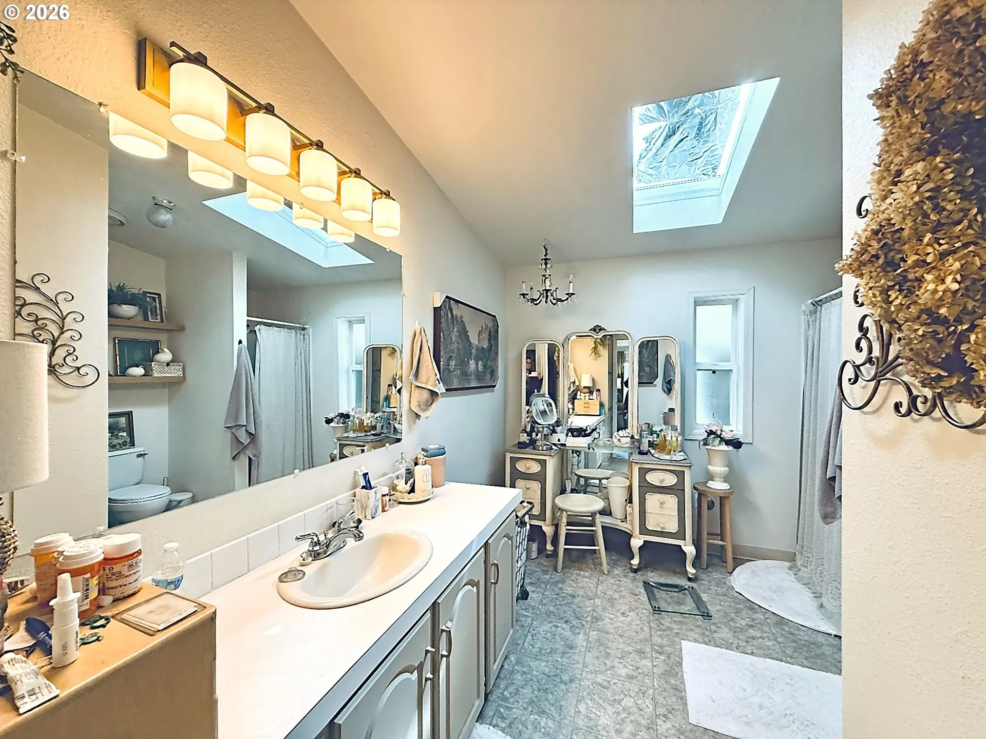 Bathroom, Attached