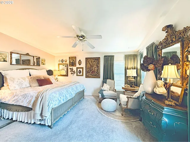 Primary Bedroom-Ceiling Fan