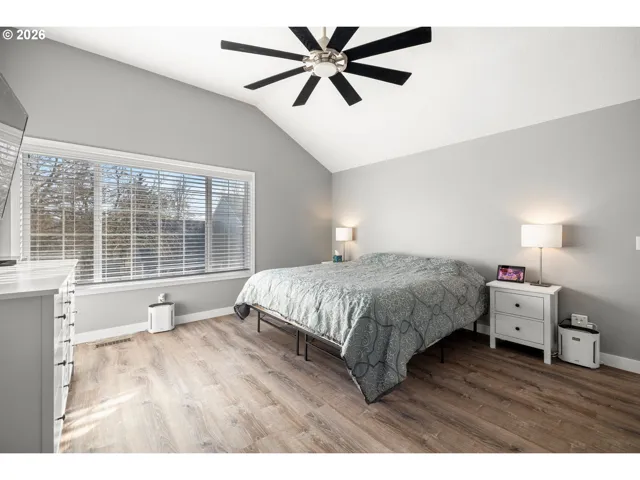 Primary Bedroom-Ceiling Fan