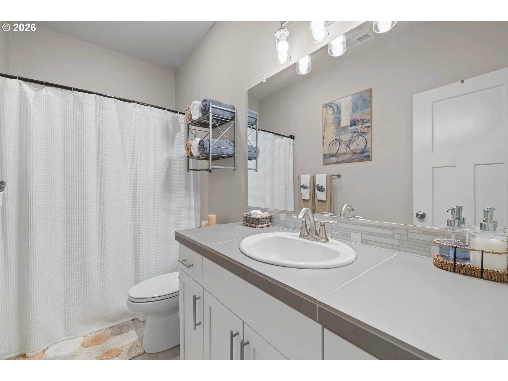 Bathroom-Hall