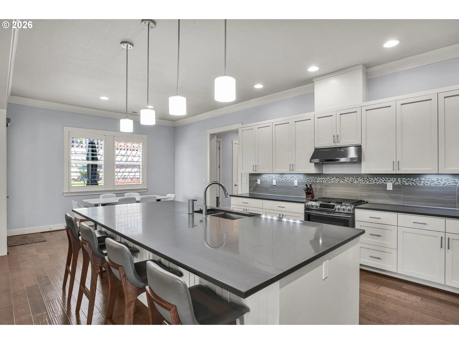 Kitchen-Island