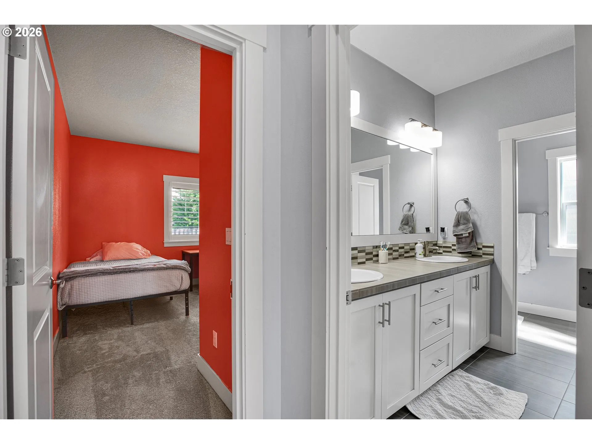 Bathroom-Upper