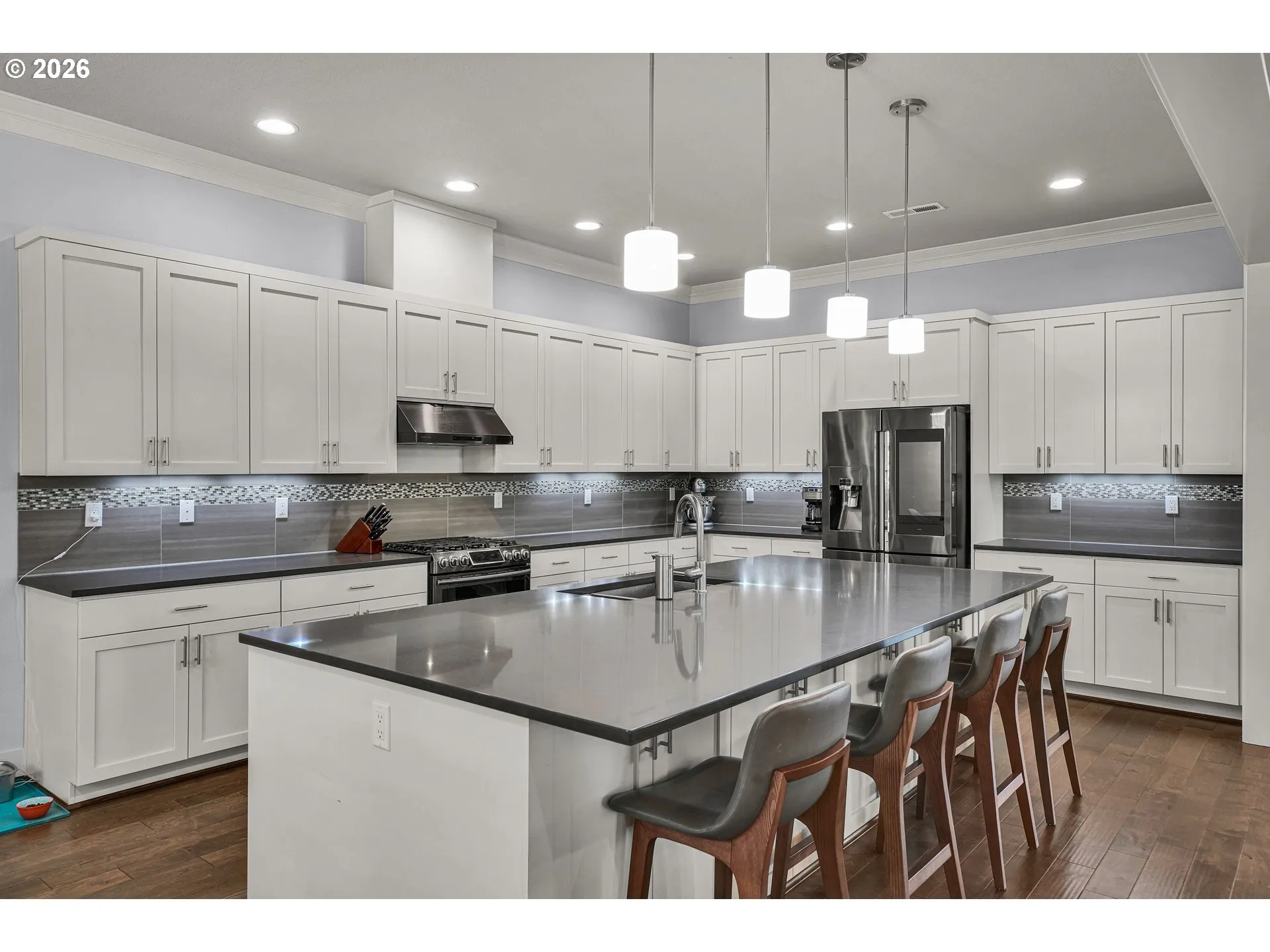 Kitchen-Island