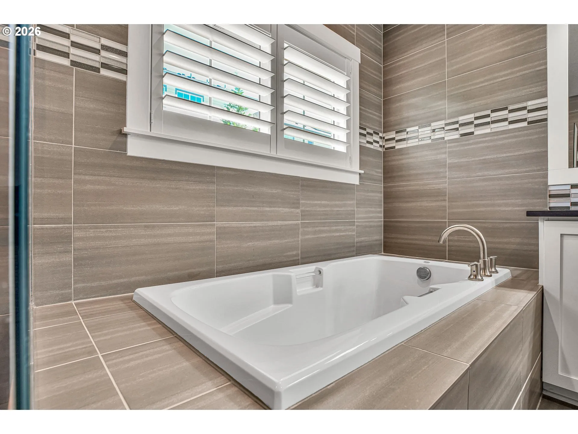 Bathroom-Garden Tub