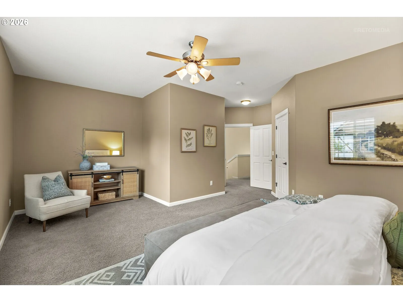 Bedroom, Primary